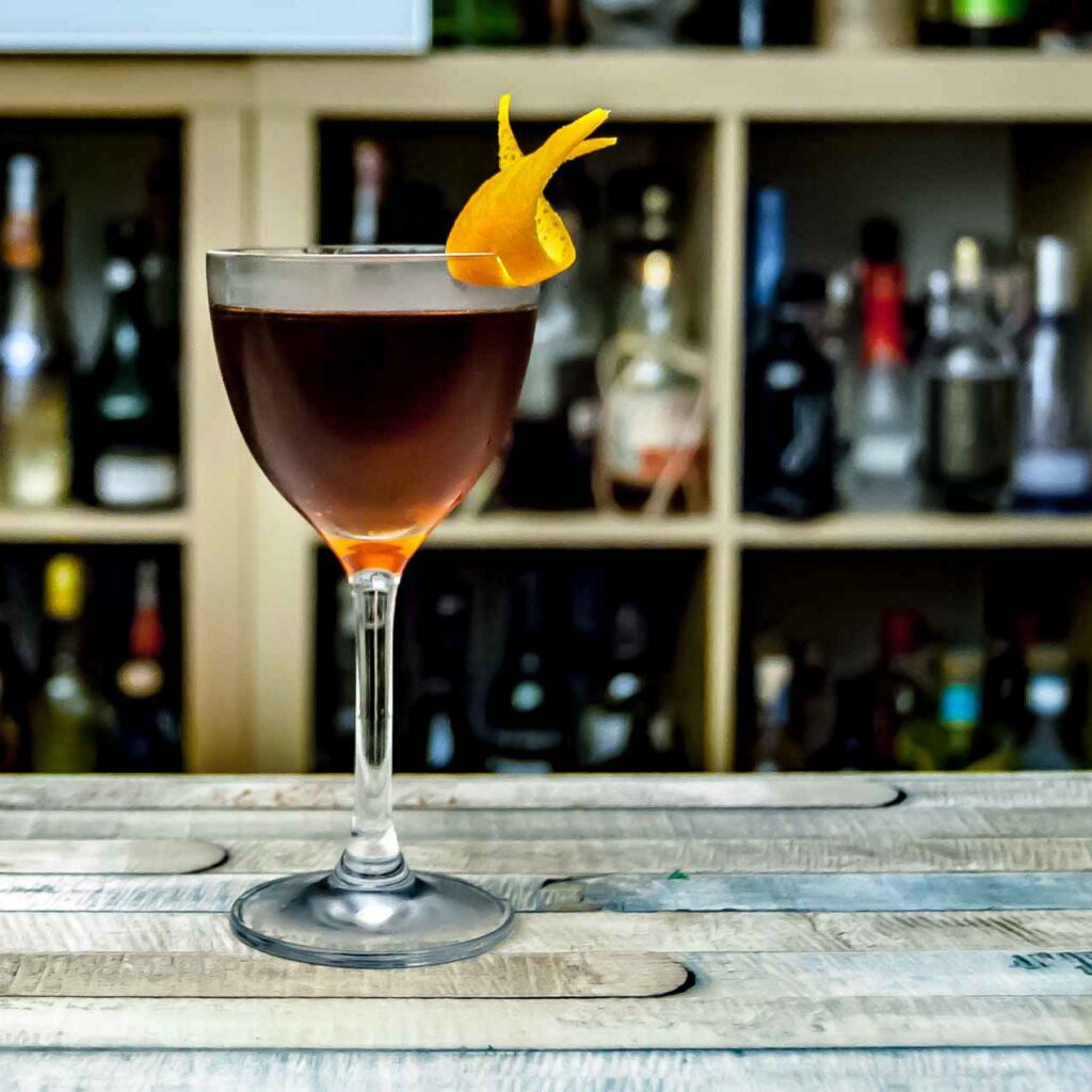 Freimeisterkollektiv Straight Rye Whiskey im Manhattan Cocktail.