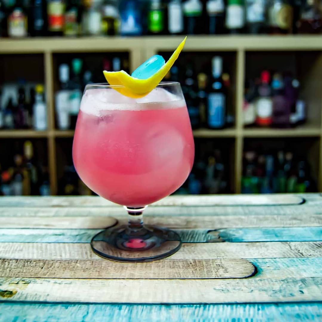 Ein Rose of Ice Cocktail.